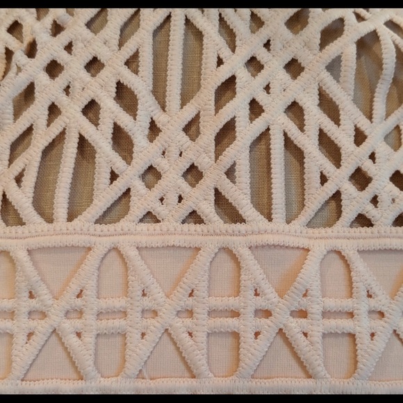 Kendal and Kylie Pink sleeveless Boxy silhouette. - Picture 4 of 7